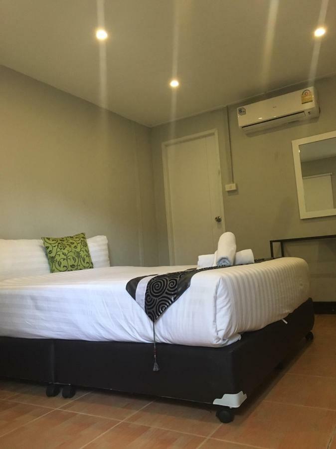 Resort M Bangkok - Bts Onnut Екстер'єр фото